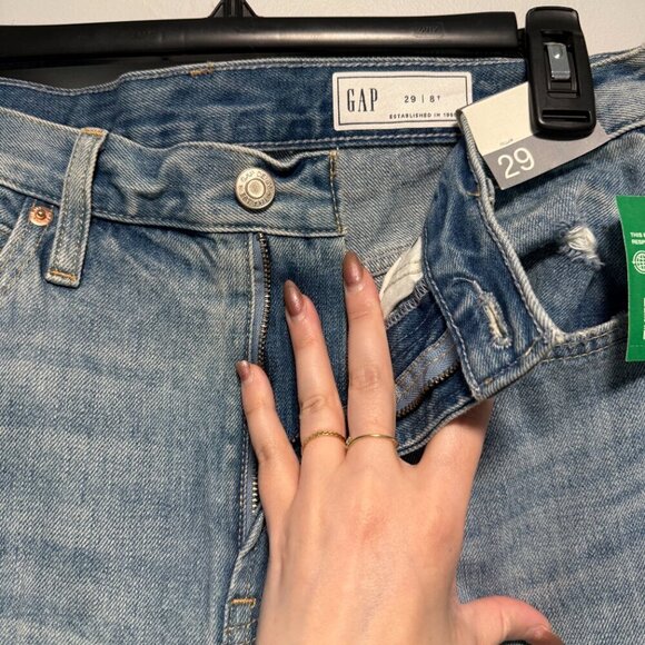 GAP 29/8T NWT Distressed Blue Mid Loose Jeans - Picture 3 of 7